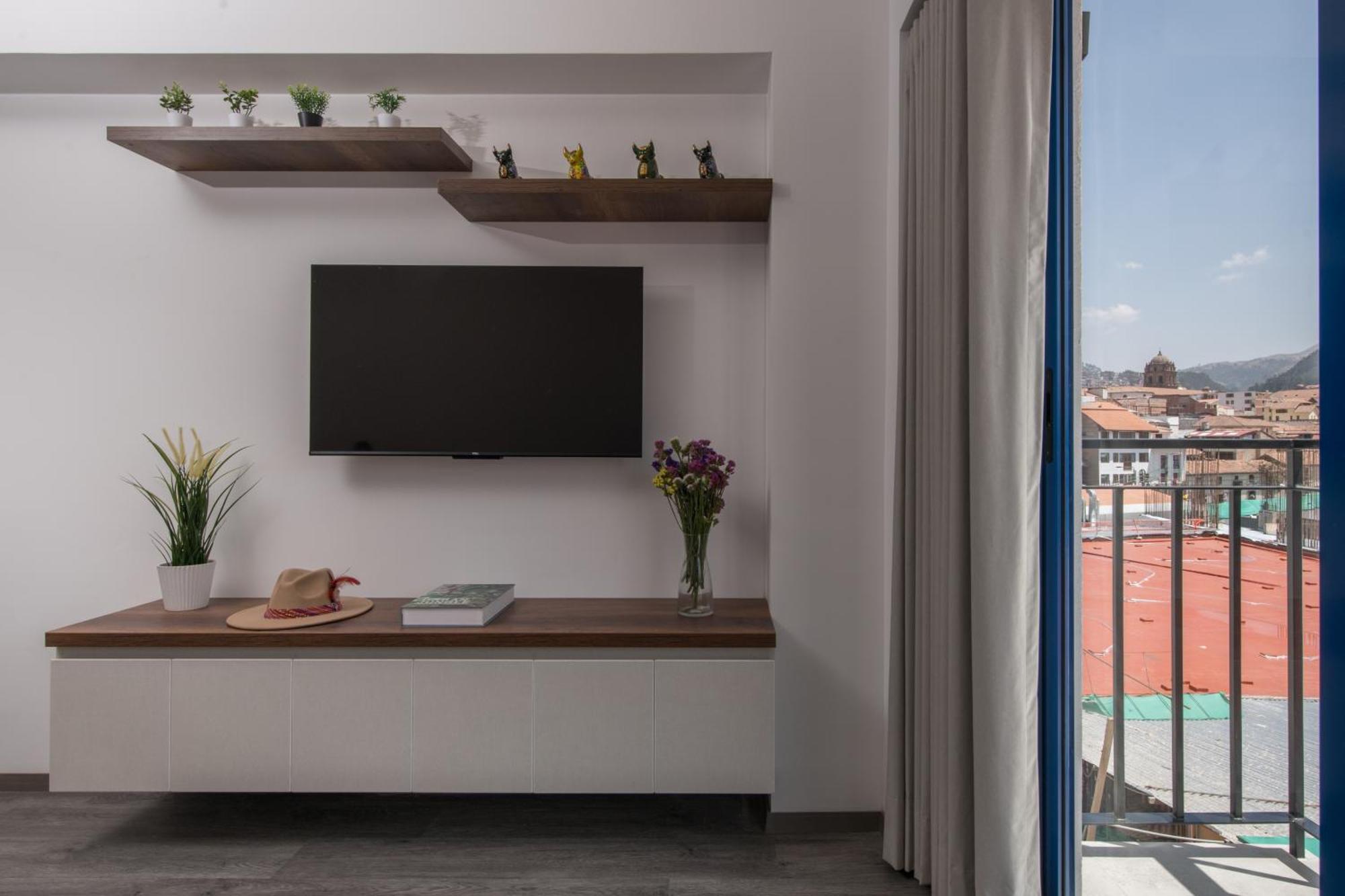 Cozy Modern Heart Of *